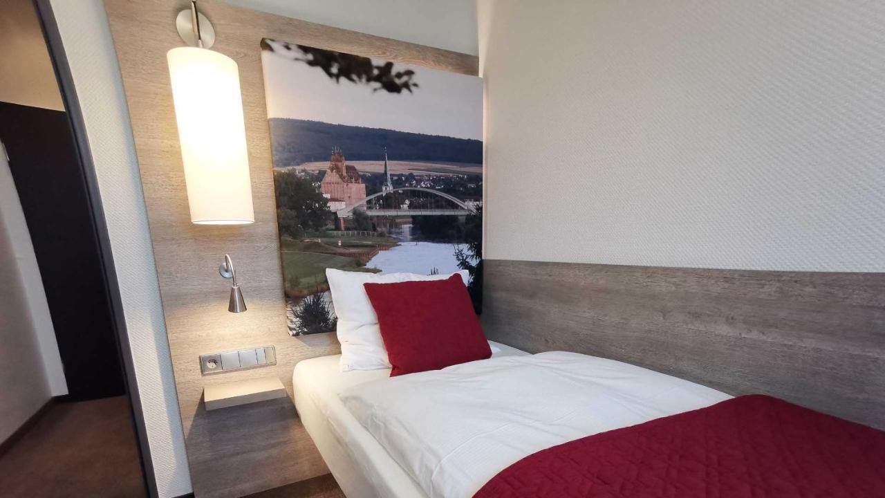 Hotel Hellers Krug Holzminden Zewnętrze zdjęcie