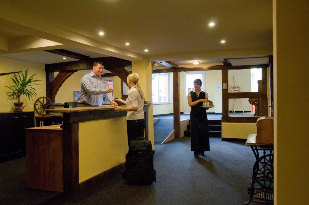 Hotel Hellers Krug Holzminden Zewnętrze zdjęcie