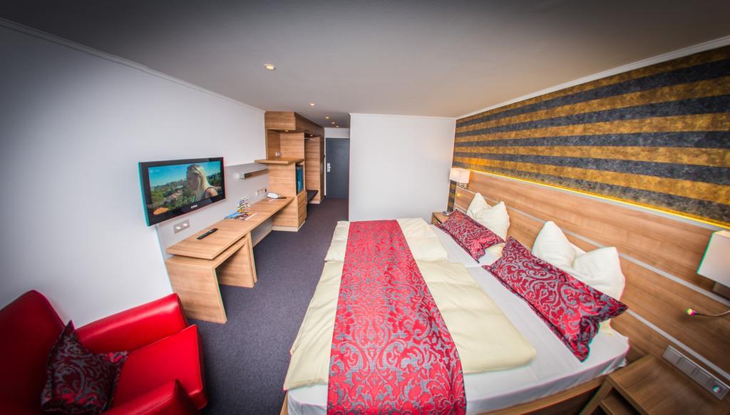 Hotel Hellers Krug Holzminden Zewnętrze zdjęcie